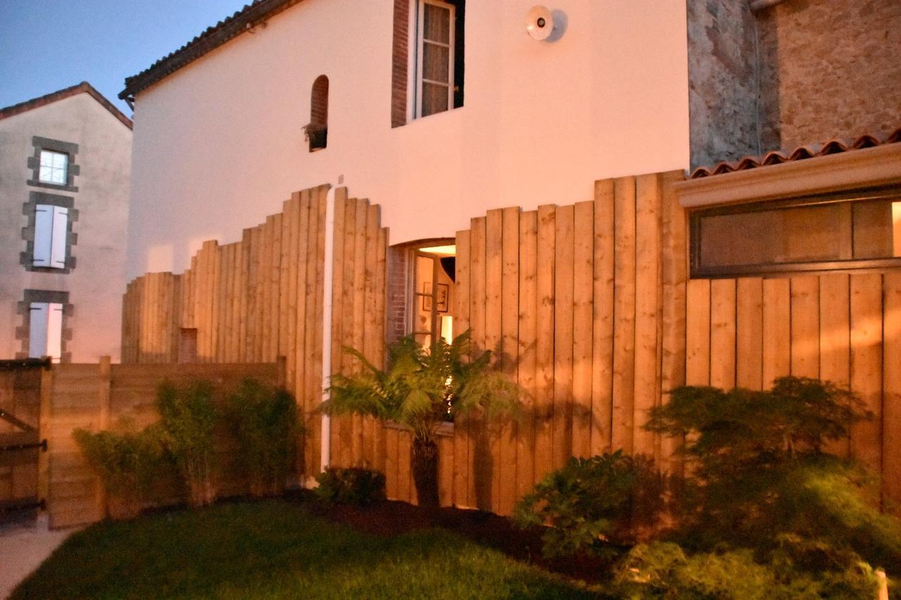 Bed and Breakfast Les Maillettes Les Épesses Exterior foto